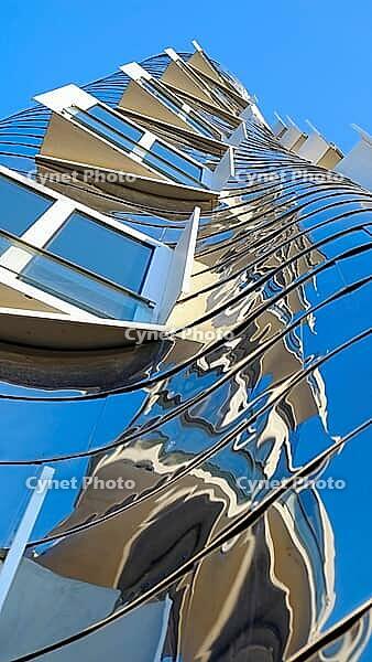 Gehry-Bau, Medienhafen, Düsseldorf, North Rhine-Westphalia, Germany [IBR125012320]