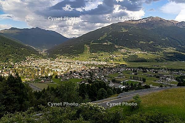 Evening light in mountain valley, Bormio, Valdidentro, Sondrio, Italy [IBR125163393]