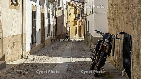 Street in the town of Trujillo//Extremadura, birthplace of Francesco Pizzaro [IBR125164166]