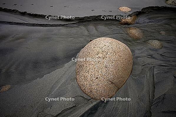 Stones, pebbles, pebbles, Cot Valley Beach, Porth Nanven, also beach of dinosaur eggs, coast, St Just in Penwith, Cornwall, England, Great Britain, Great Britain [IBR125177965]