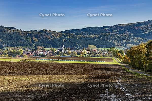 The southwest slope of the Franconian Forest with an Upper Franconian idyll [IBR125180301]