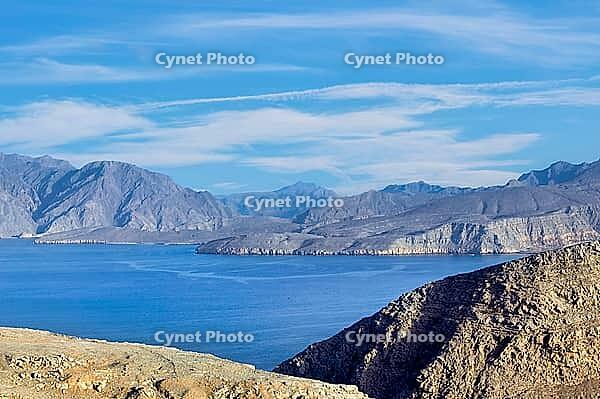 View of the Strait of Hormuz, al-Khasab, Musandam, Governorate, Sultanate of Oman [IBR125183872]