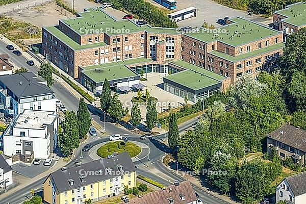 Aerial view, RAG Montan Immobilien, UKBS timber construction residential project, on the site of the former Grimberg 3/4 mine in Bergkamen-Weddinghofen, the sustainable forest settlement with around 120 plots of land) for single-family, double and row hou [IBR113322335]