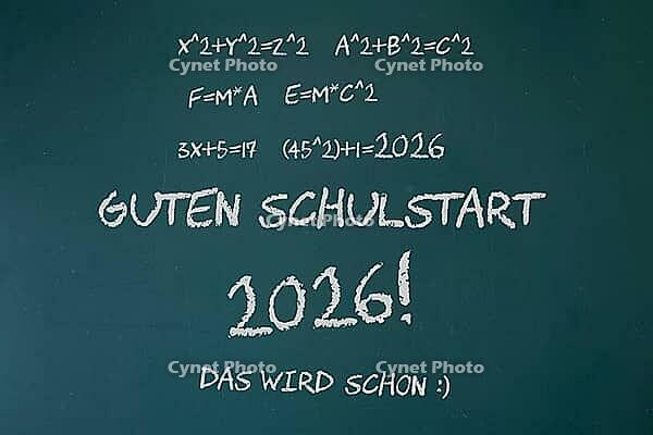 (photo montage) Blackboard with text GUTEN SCHULSTART 2026 and a mathematical formula as a humorous addition [IBR113322402]