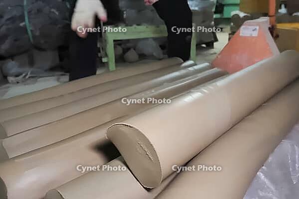 Pressing of clay mortar to prepare it for commercial, condition, and subsequent transportation [IBR125242419]