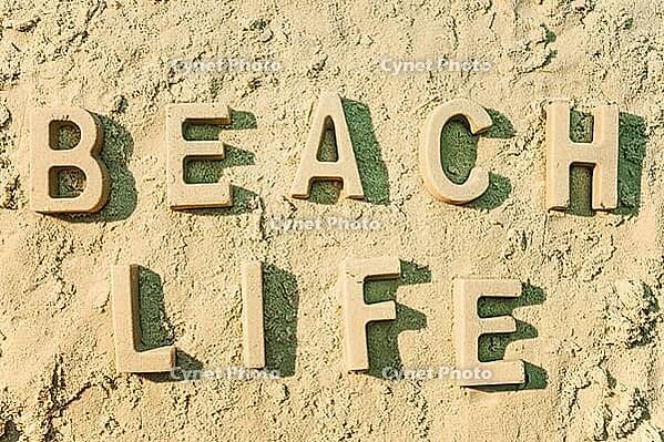 Beach life message in the sand [IBR125304668]