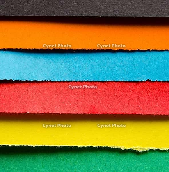 The torn paper with spaces for your message [IBR125324062]