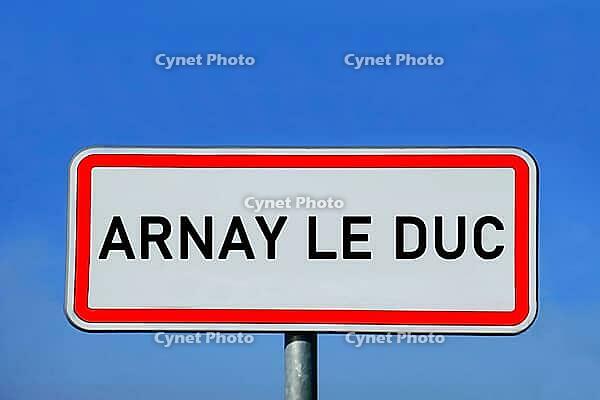Arnay-le-Duc town sign [IBR125324128]