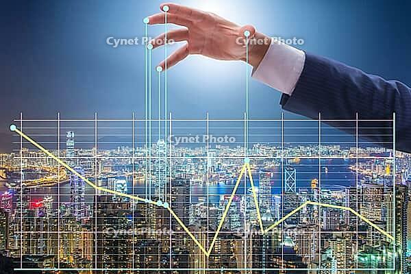 The businessman who controls the market with threads [IBR125331191]