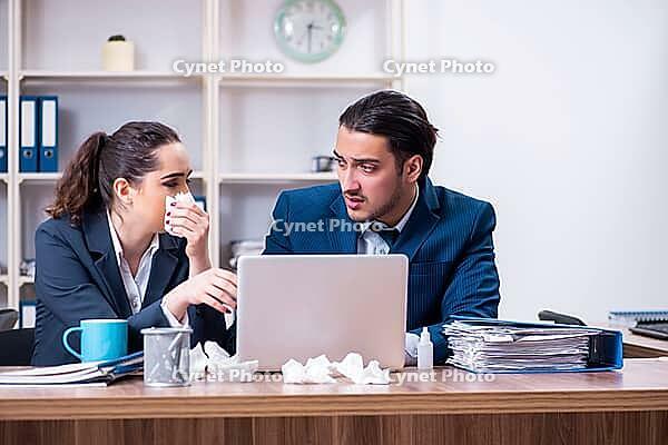 The two employees suffer at work [IBR125382591]