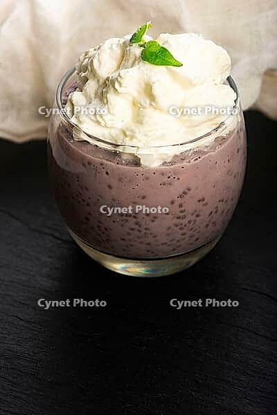 Purple Sweet Potato Oat Milk with Whipped Cream [IBR125405077]