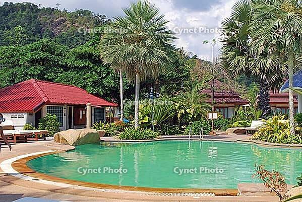 Hotel pool in Koh Chang, Thailand [IBR125411135]