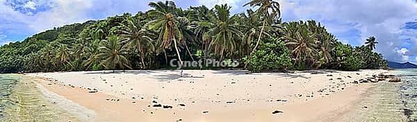 Stunning high resolution beach panorama taken on the paradise islands Seychelles [IBR125436289]