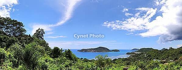 Beautiful impressions of the tropical landscape on the Seychelles islands paradise [IBR125436294]