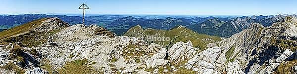 Mountain panorama with summit cross from Gro$00DFer Dumb, 2280 m, into the Illertal with Gr$00FCnten, 1738 m, Allg$00E4u Alps, Allg$00E4u, Bavaria, Germany [IBR125448874]