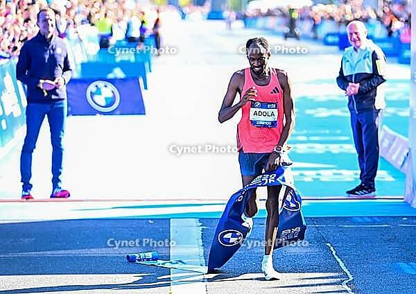 27.09.2026, Athletics BMW Berlin - Marathon 2026, from left Guye Adola achieved 1st place in the BMW BERLIN-MARATHON 2026 [IBR113453156]