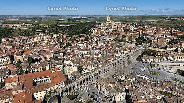 Spain, Segovia, panoramic aerial view, aqueduct, cityscape [IBR125492341]