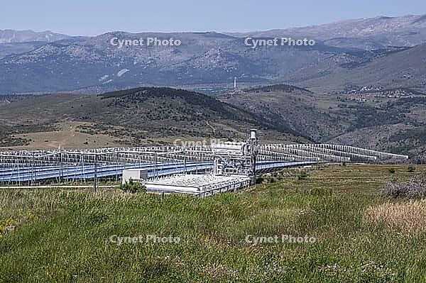 The thermodynamic solar power plant of Llo in the Cerdagne of the Pyrenees, France [IBR125536469]