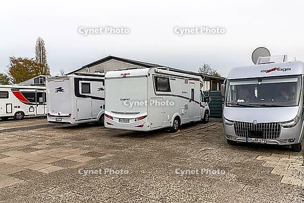 White camper vans, parked on the Nord motorhome parking lot, Hanover, state capital, Hanover region, Lower Saxony, Germany [IBR125557571]