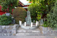 銭形平次の碑 [SIS110001519]