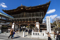 成田山新勝寺の総門 [SIS110001527]