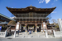 成田山新勝寺の総門 [SIS110001528]