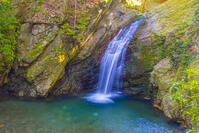 くらがり渓谷の不動の滝 [YKA110023410]