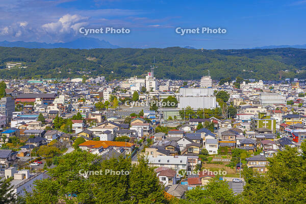 羊山公園から秩父市 [YKA110023210]