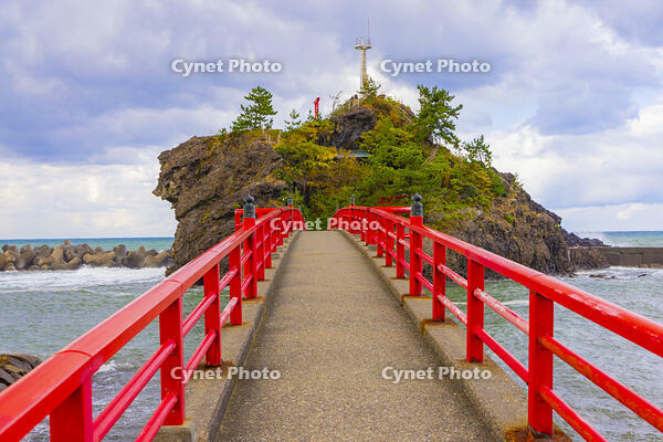 弁天岩 [YKA110023384]