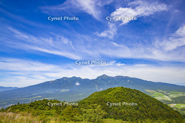 大盛山から八ヶ岳 [YKA110024095]