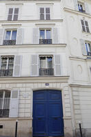 No.54 Rue Lepic Home of artist Vincent Van Gogh and his brother Theo, Paris, France [UIG110171050]