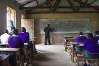 Teaching Chemistry, Uganda [UIG110171065]