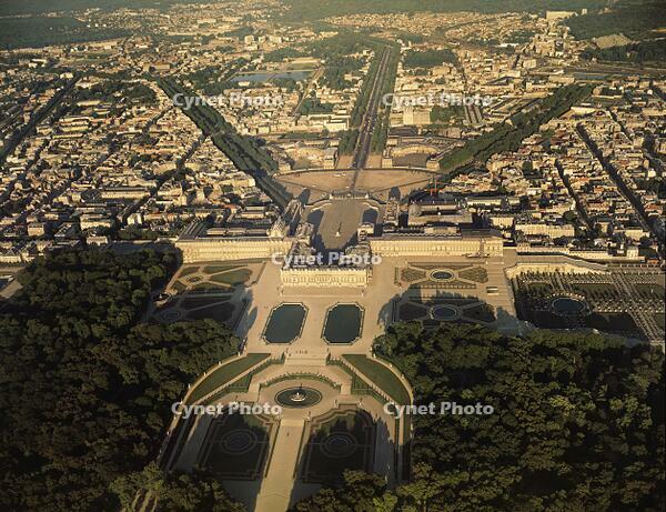 France, Ile de France, Aerial view of Palace of Versailles  [UIG110171025]