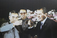 Nanjing, Jiangsu Province, Meiyuan New Village Memorial Hall, establishment of diplomatic relations between China and the United States, Zhou Enlai (left) hosts a banquet to welcome Nixon (right) to China. [IMC111460050]