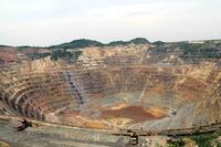 Ma'anshan, Anhui: A real shot of the Nanshan Iron Mine, the largest open-pit mine in East China, with a depth of 210 meters [IMC111460063]