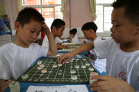 Handan, Hebei: Over 300 young chess players compete for the title of "Chess King" [IMC111460088]