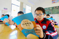 Jiangxi Xiajiang: Legal Aid Enters Campus, Student Lawyers "Face-to-Face" [IMC111460112]