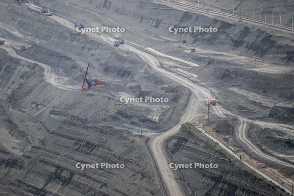 A bird's-eye view of Asia's largest open-pit coal mine: Witnessing the rise and fall of the coal mining industry through its century-long mining history [IMC111460065]