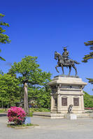 青葉山公園の伊達政宗公騎馬像 [NHI110043503]