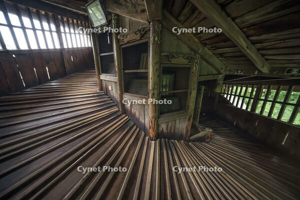 さざえ堂 [NHI110041737]