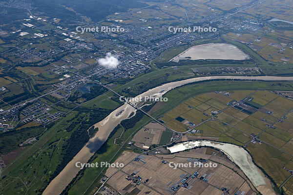 砂川市と石狩川 [TSU110011638]