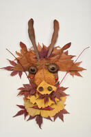 落ち葉遊び　リュウ(辰) [XJU110005153]